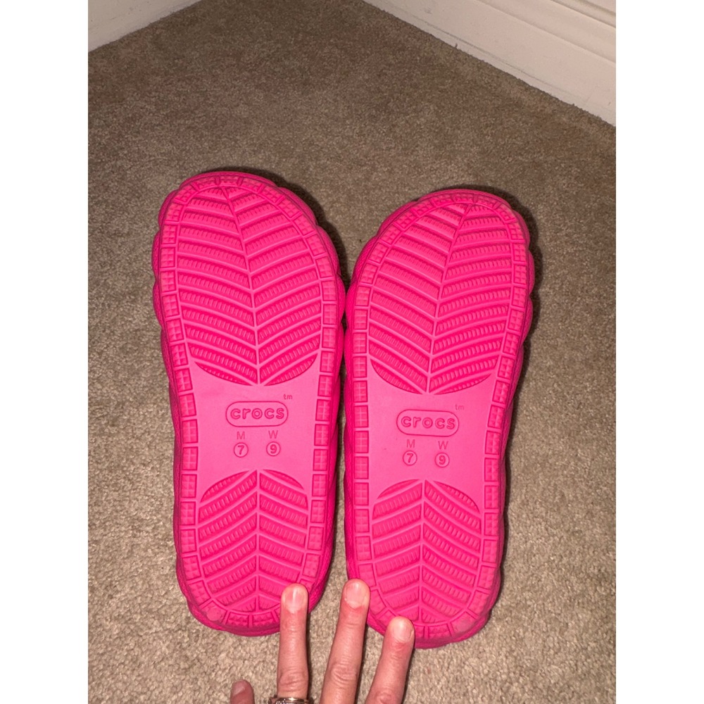NWOT Crocs Stomp Puffy Sandal Pink  Faux Fur Lined Platform Slide 210074 W9 M7 - Picture 3 of 7